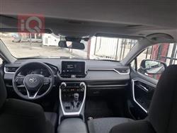 تۆیۆتا ڕاڤ 4